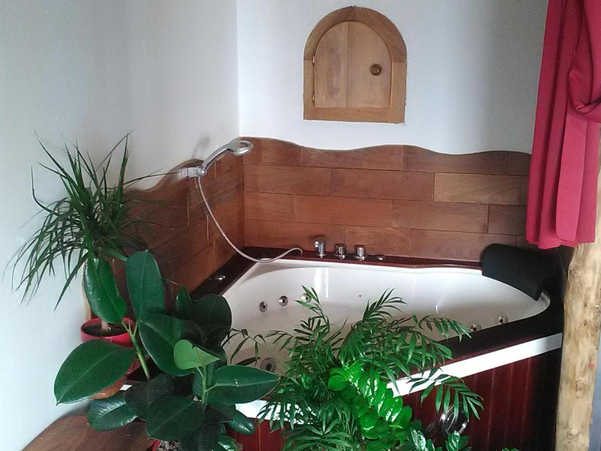 Pino Coin De Paradis Vue Dominante Sur Mer, Montagne Et Tour Genoise Avec Jacuzzi מראה חיצוני תמונה