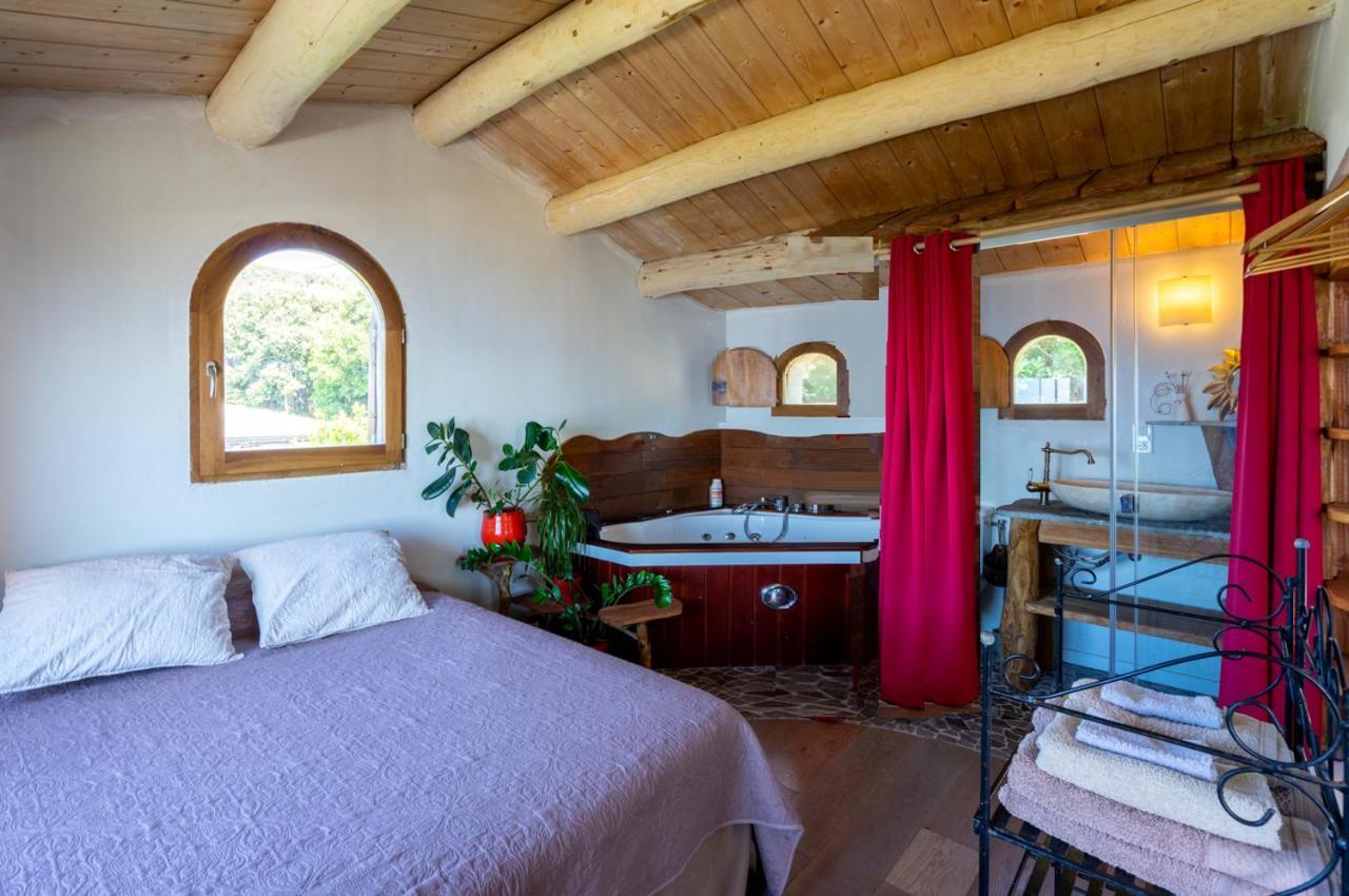 Pino Coin De Paradis Vue Dominante Sur Mer, Montagne Et Tour Genoise Avec Jacuzzi מראה חיצוני תמונה